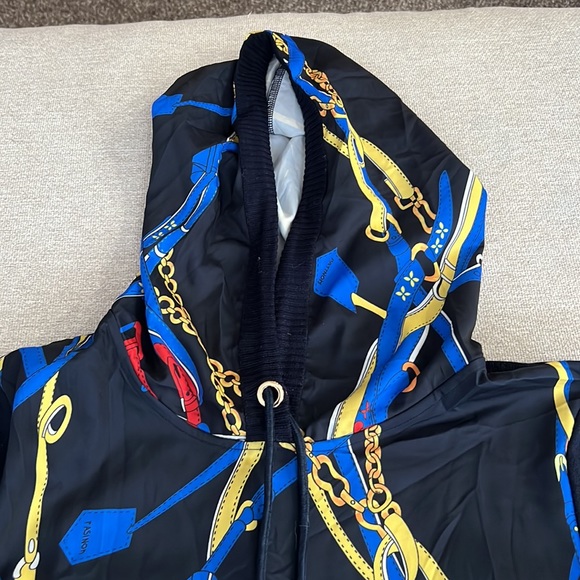 Small size top - Picture 3 of 3